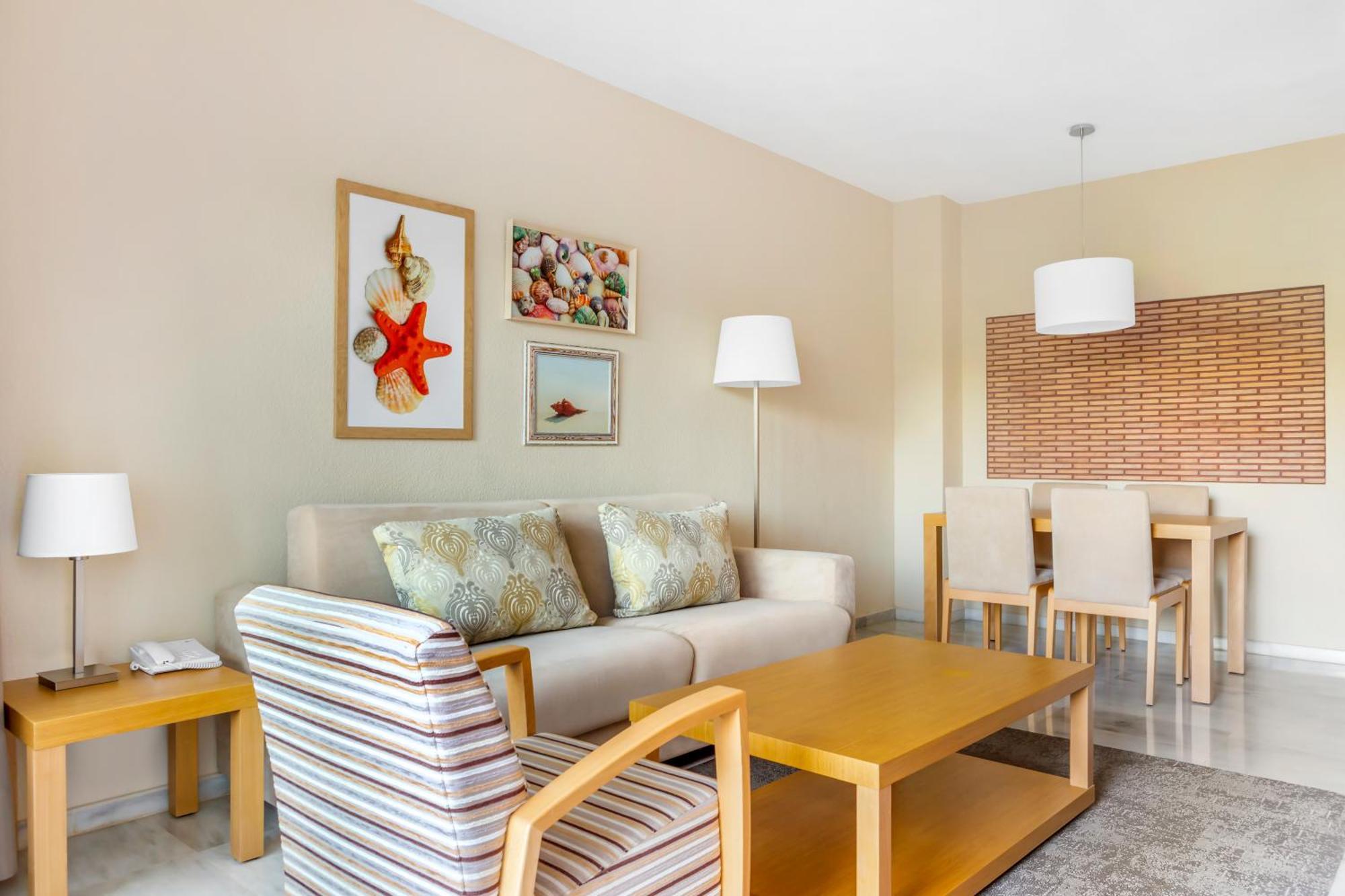 One-Bedroom Apartment,1546991512:JPEG