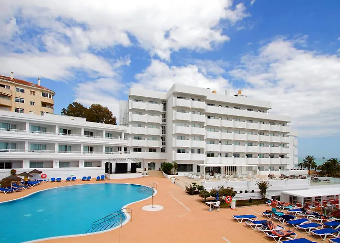 Resort: Hotel Palia La Roca