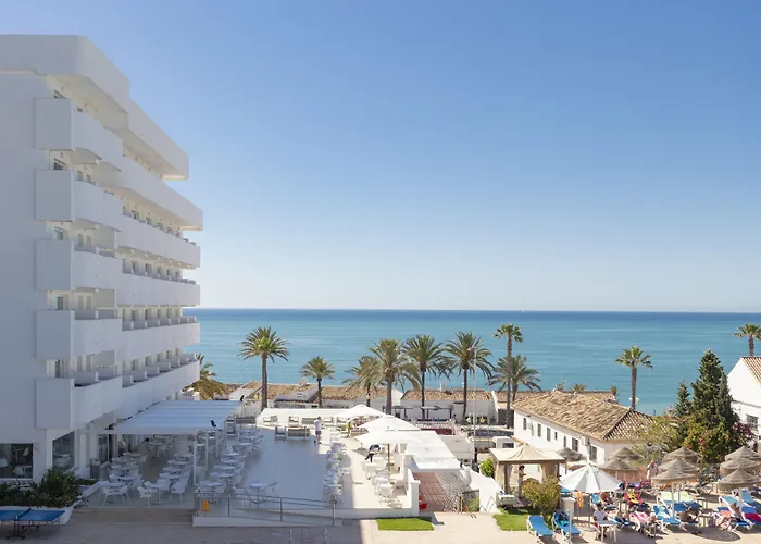Resort: Hotel Palia La Roca